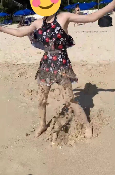 人魚姫に脚が生える屈指の美しいシーンです 