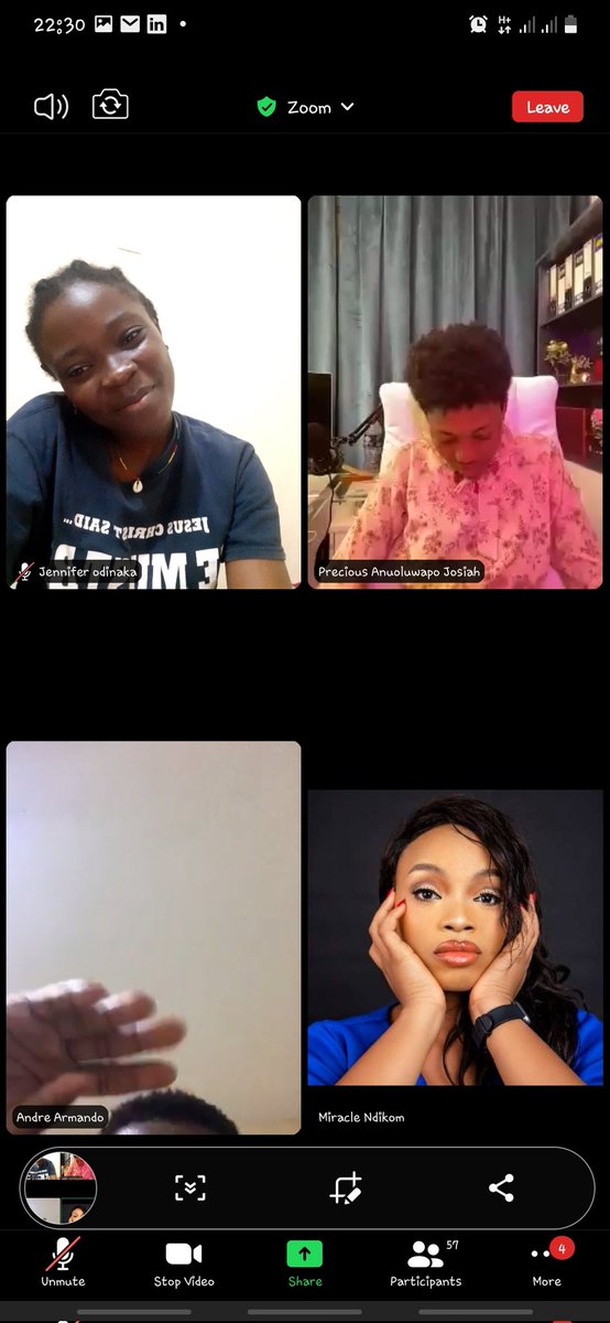 kaodiinaka's tweet photo. So yesterday I was in a zoom meeting with @JosiahPreciousA
And @miraclendikom well all I can is that what I got from this meeting was mind-blowing it made me pick up my journal to write 2023 goals in July 2022 omo this online money if you ain't making it you need to start weeping https://t.co/CLnswGOjTo