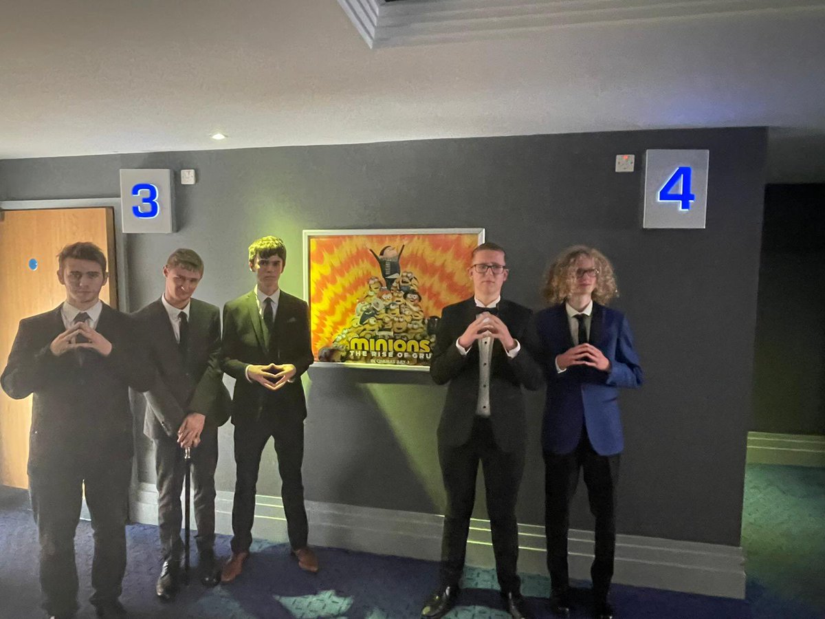 Premieze's tweet photo. Let’s go. I know this is a tiktok thing but it was fun https://t.co/KxDphAhopk