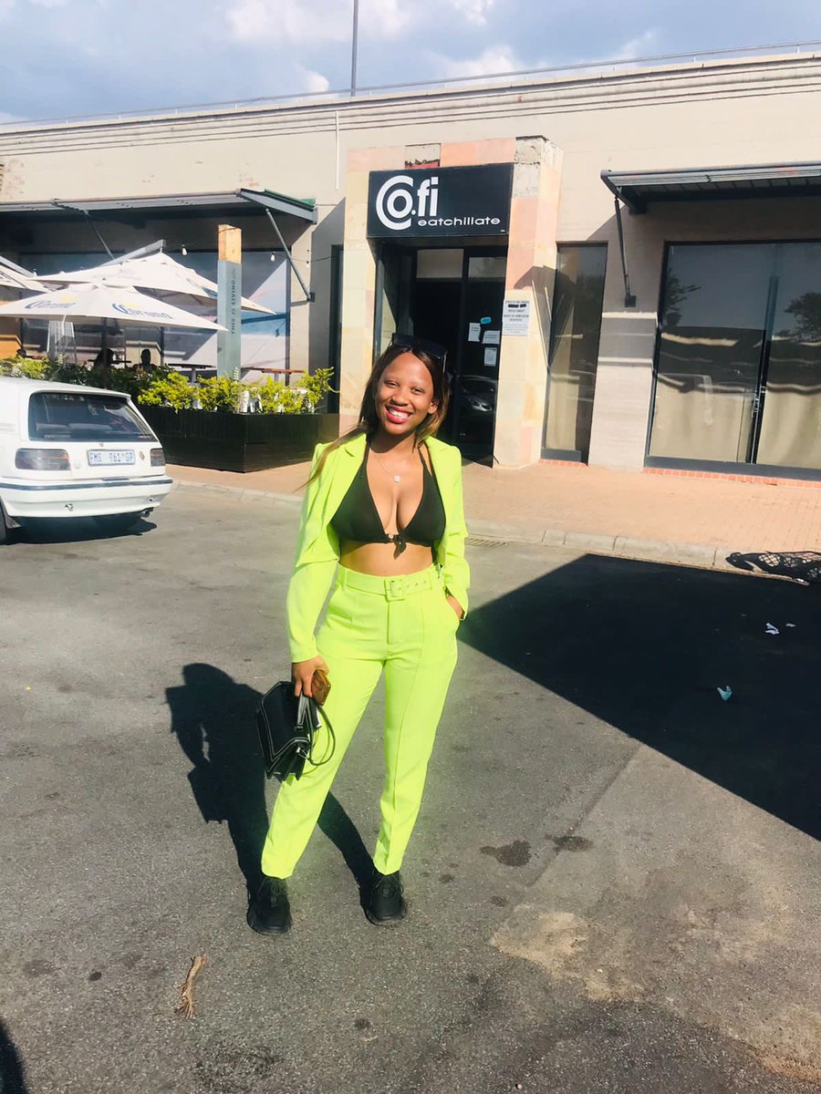 thabi_bosh's tweet photo. Omongwe le omongwe a bane le letsatsi la go tshwana le motho wa gage❤️🥰😍 https://t.co/e8rWTbmIXy