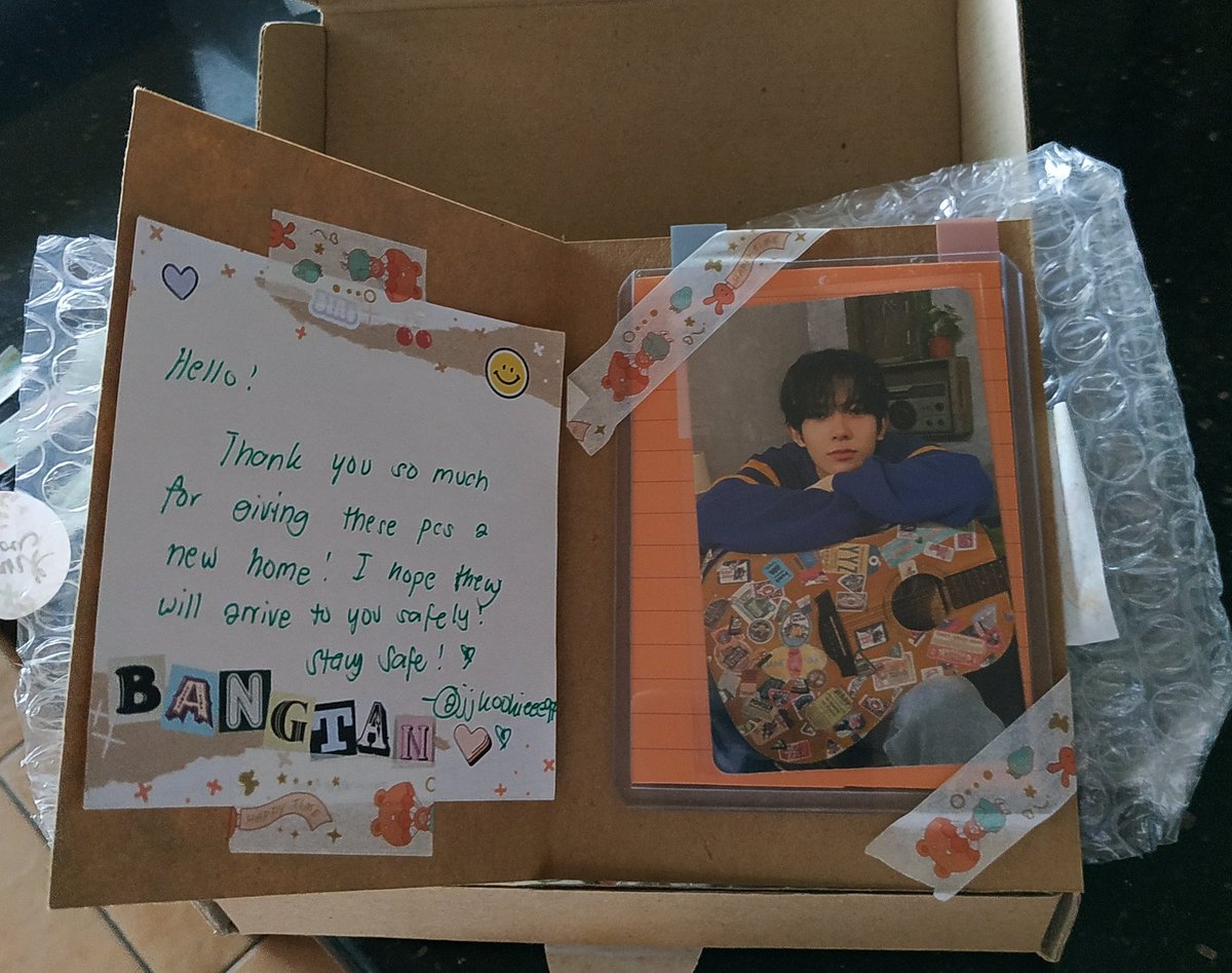 TaekenbyDdeonu's tweet photo. mail: #ddeonuingback2u ๐
Thank you @jjkookieee97 for the well packaged pcs <33 HeeJake arrived safely ๐ To more transactions to come :))
#raeecartfeedback https://t.co/vhXOfs8pg4
