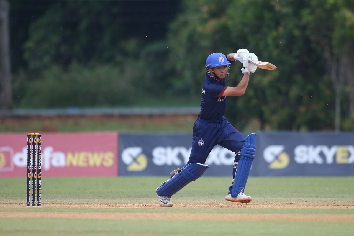 MalaysiaCricket's tweet photo. 🏏 | END OF POWERPLAY 

🇹🇭 Thailand 34/1 (6 overs)

🎯 Target 136 

📱 Follow Live Score ➡️ https://t.co/QRHjQZ6SQ2

📺 Watch live ➡️ https://t.co/l7X8rkzG05

#MALvMLD | #MALT20QS https://t.co/Y4xSrmq2LG