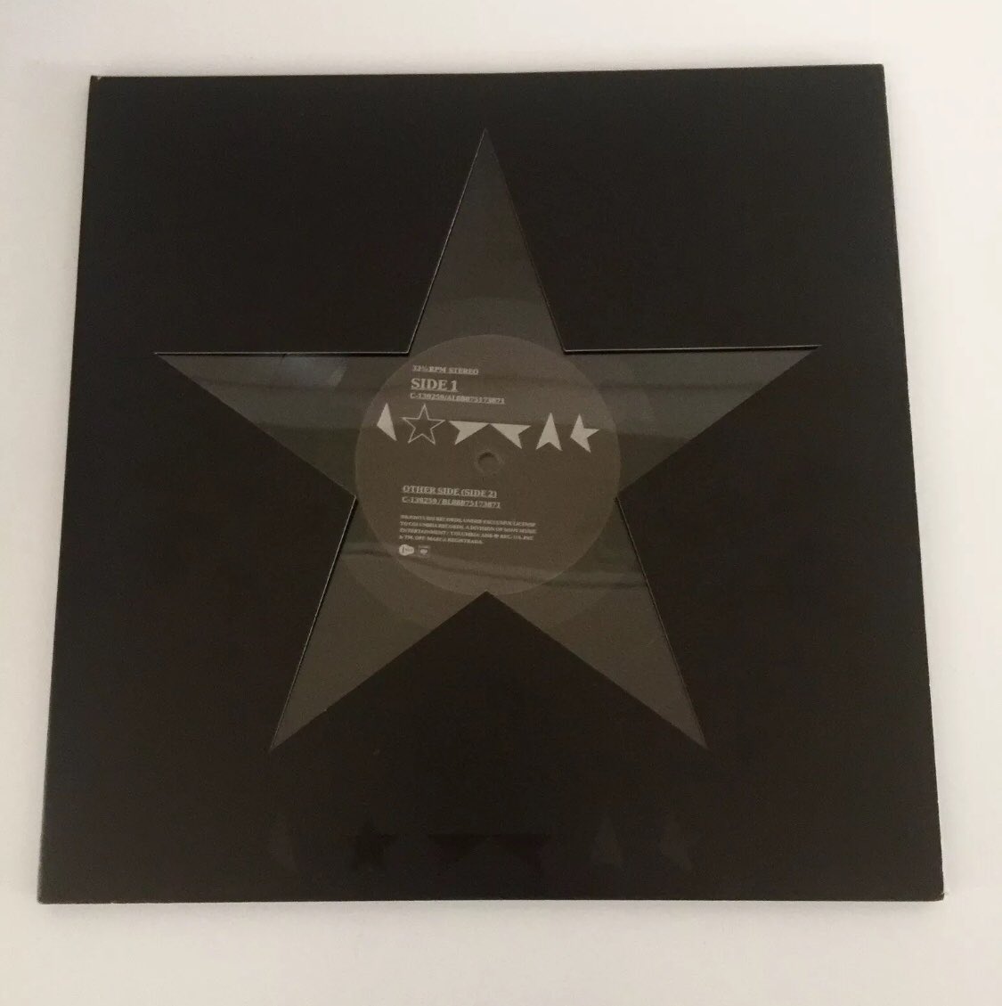 marui_craft's tweet photo. Check out 
DAVID BOWIE 2015 Blackstar 1st US Pressing Die cut cover Lazarus Black vinyl 
https://t.co/raTiLkDZVU @eBay https://t.co/5YCf3x5cn8