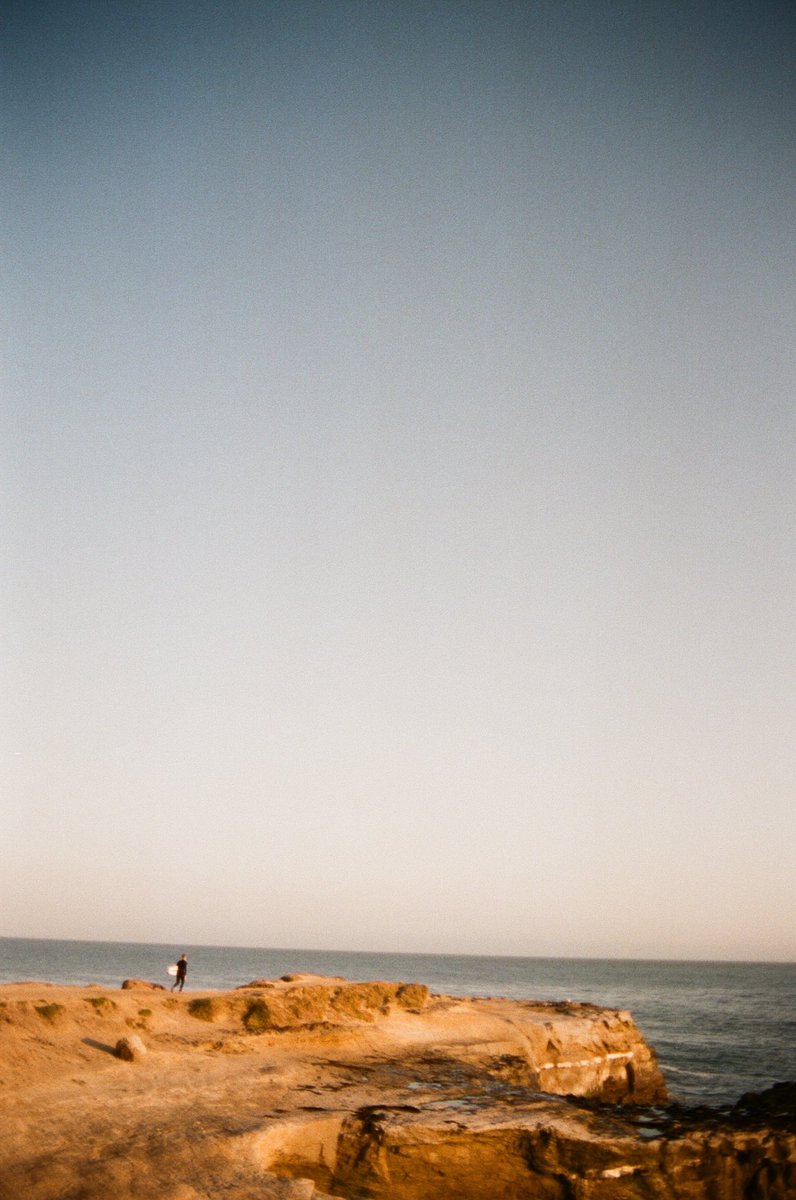 Mstrifert's tweet photo. was in santa cruz and got some cool pagoda in my old minolta want to see them ? ok: https://t.co/FbStkUXYCj