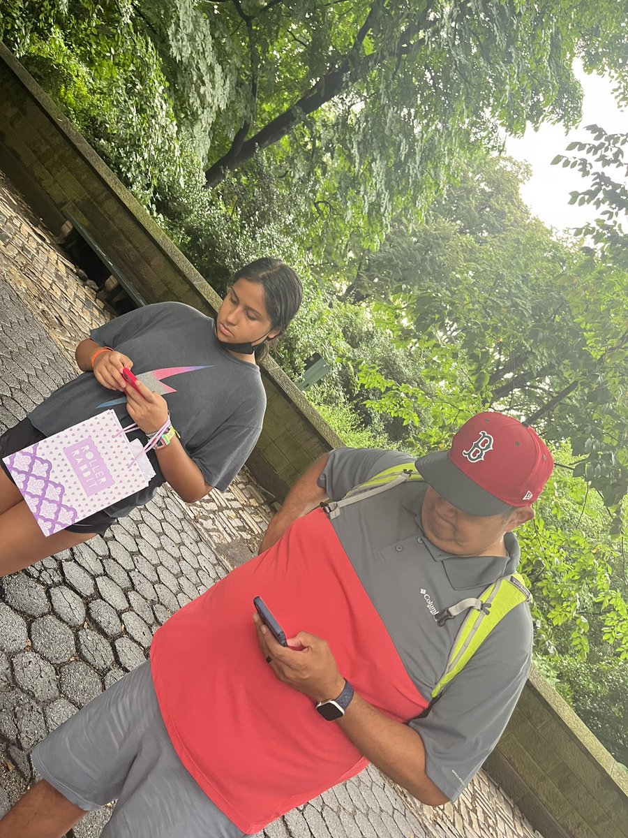 tx_sch_cnslr's tweet image. Central Park and the Upper East Side! #rollerrabbit #themet 😘