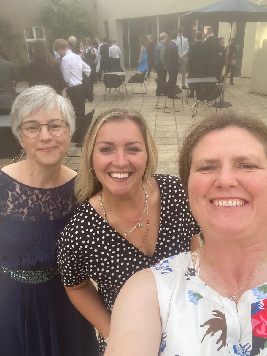 UzzellPEJMS's tweet photo. What a credit to @JMF6_Abingdon these guys are. A lovely evening at the JMF6 Summer Ball #jmf6 #teamjms https://t.co/Gz4krlpAbV