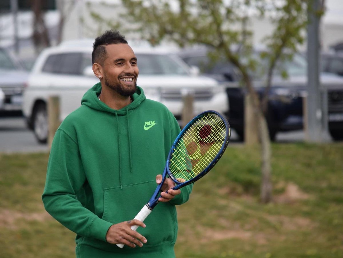 Wishing <a href="/NickKyrgios/">Nicholas Kyrgios</a> all the best ahead of the Grand Slam. 

Let’s go Nick!! 🇦🇺👑🎾🥳

#GoAussies