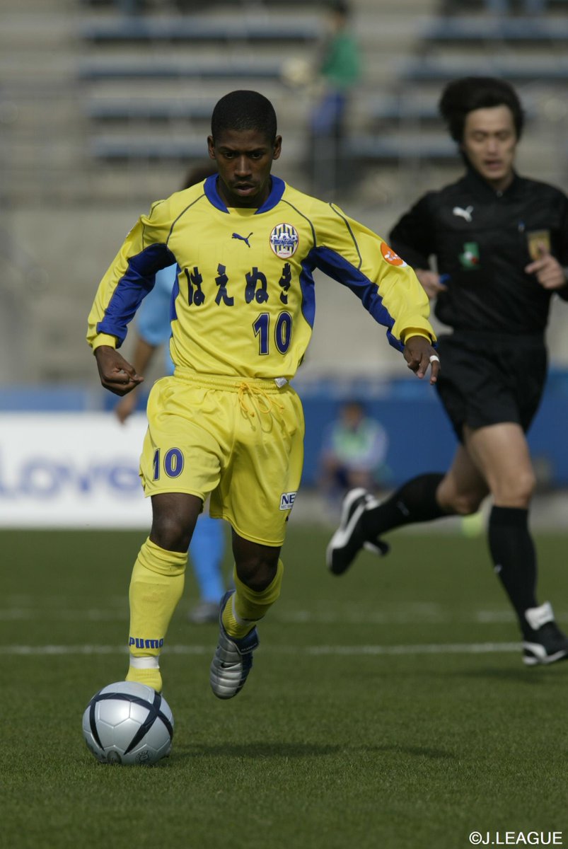 ⚽#365日モンテディオ⚽ 土曜はユニフォームを紹介。 2004年の2nd