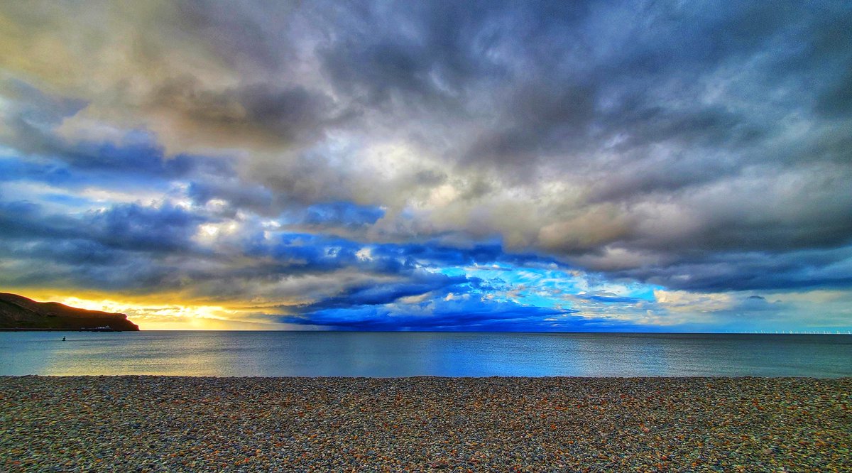 niceeee (@erik66666666) on Twitter photo 