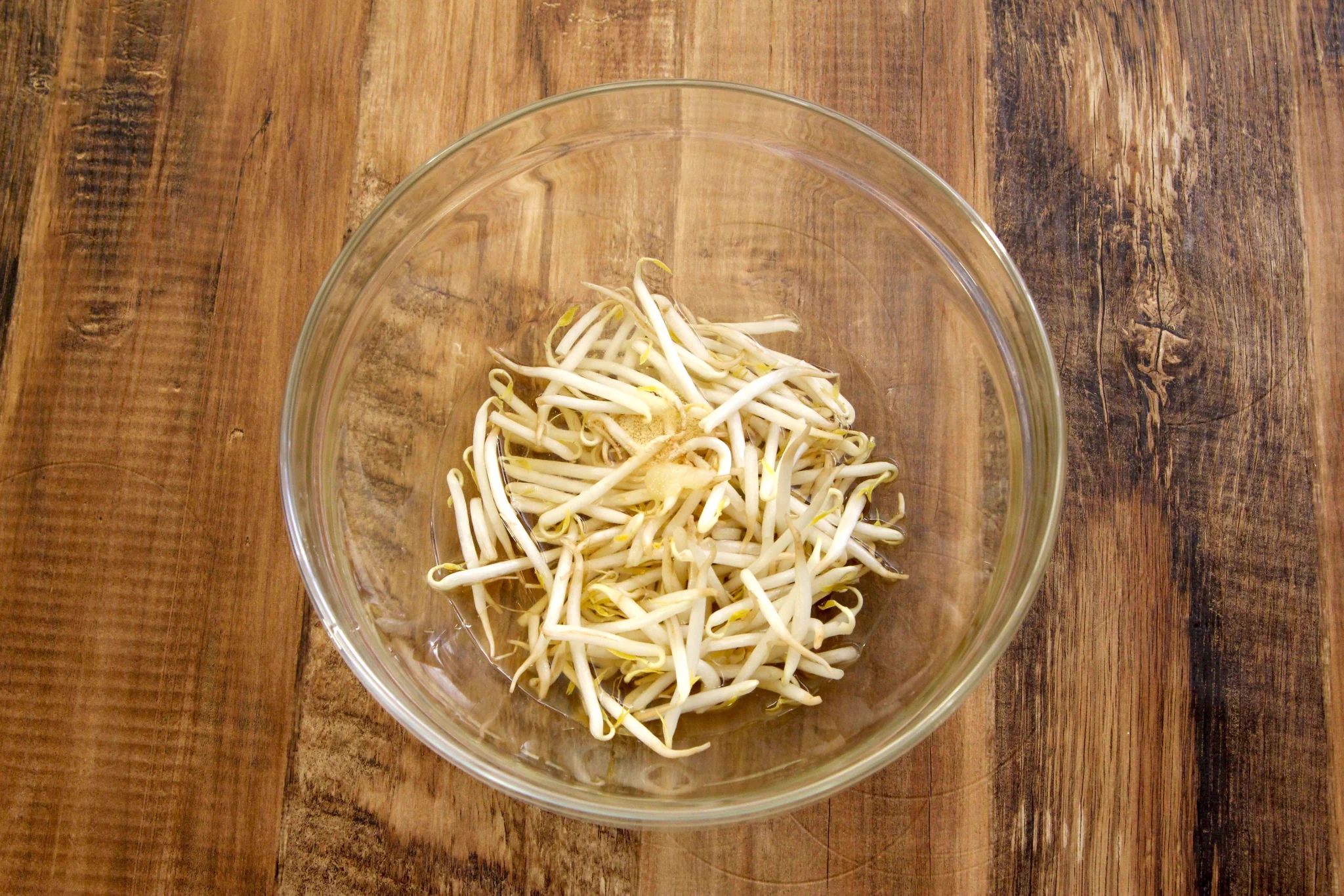 塩ラーメンのような美味しいスープに仕上がる？！電子レンジで作れちゃうお手軽スープレシピ！