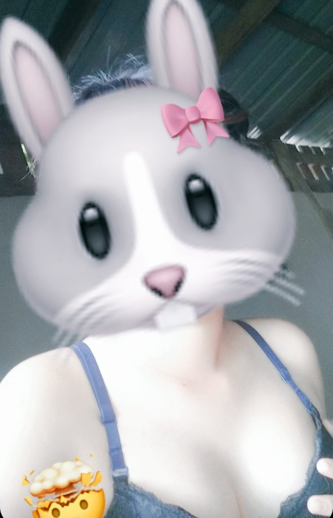 khawwnging1's tweet photo. https://t.co/PYzeo6bA1G
