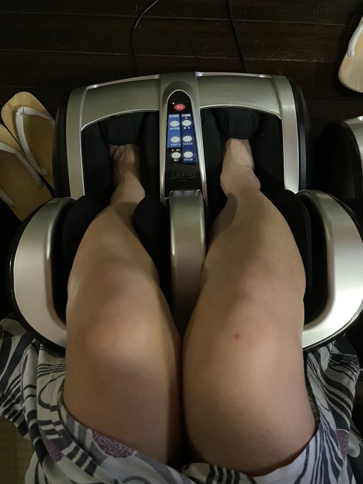 マッサージ機あった☺️ https://t.co/aHLuez7rAT