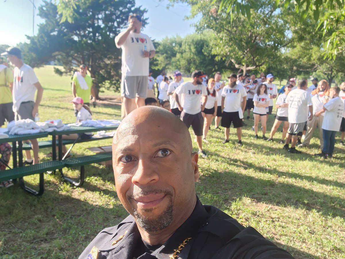 Lem Moore tweet media