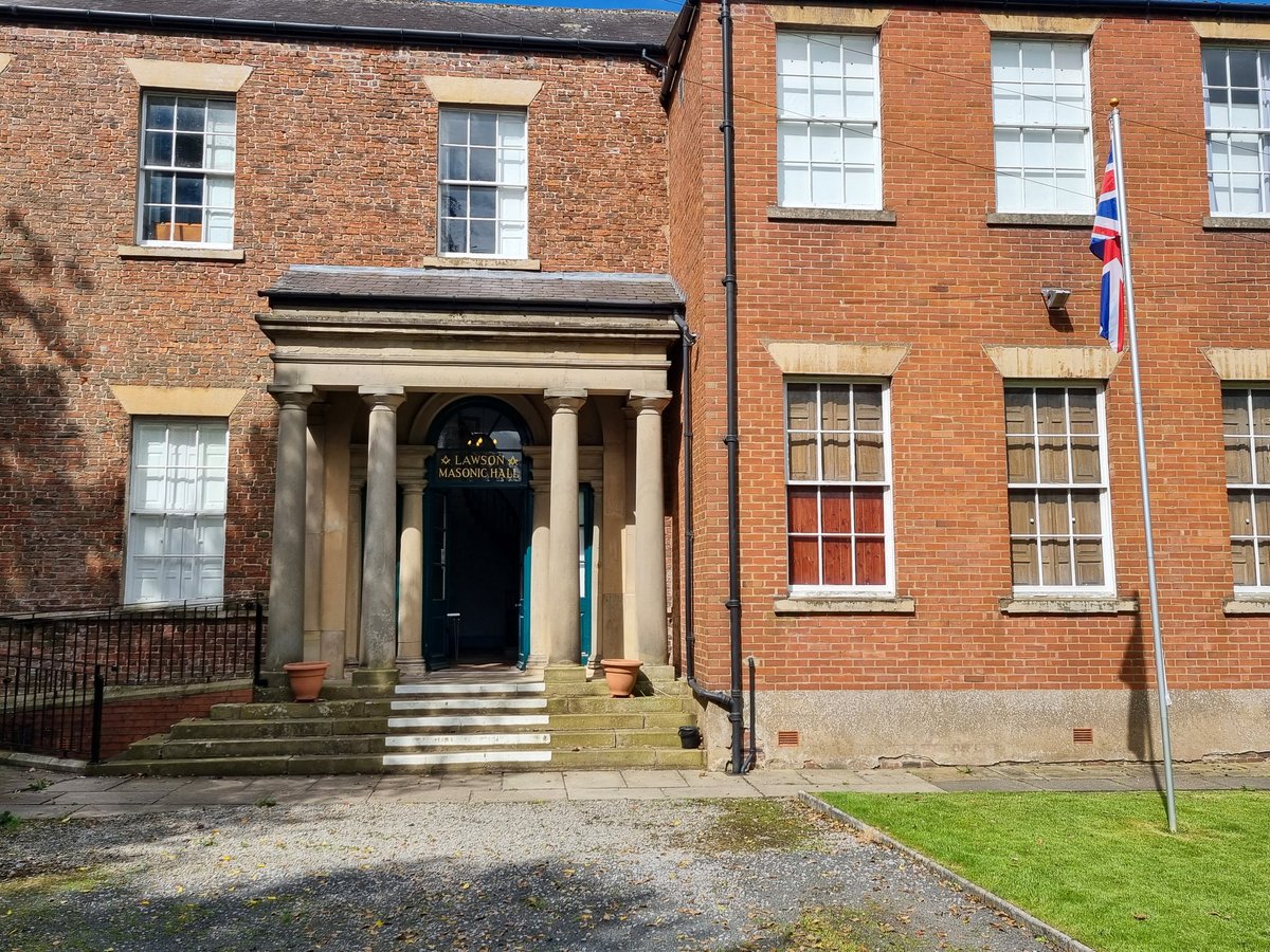 What a day😀😅, thanks to all that helped, and attended!

What an extremely successful day! 

I look forward to meeting all these new people and potential members in the near future!

#excitingtimes
#busyday
#cumbriafreemasons