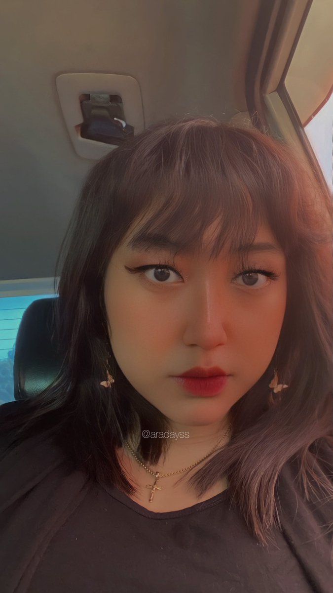 me and u?
babe, we could make the 𝐰𝐡𝐨𝐥𝐞 𝐰𝐨𝐫𝐥𝐝 jealous. 

#NSD #NCTzenSelcaDay #JENO <a href="/NCTsmtown/">NCT</a> <a href="/NCTsmtown_DREAM/">NCT DREAM</a>