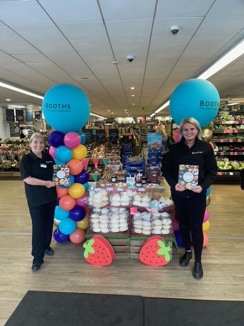 BoothsCountry's tweet photo. Christine &amp; Sophie are celebrating our 175th birthday in style at the Longridge store with various tastings &amp; face painting! 🎉 https://t.co/XZZaElEkTP