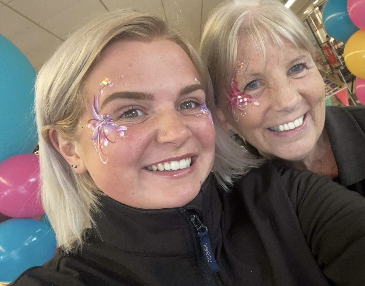 BoothsCountry's tweet photo. Christine &amp; Sophie are celebrating our 175th birthday in style at the Longridge store with various tastings &amp; face painting! 🎉 https://t.co/XZZaElEkTP