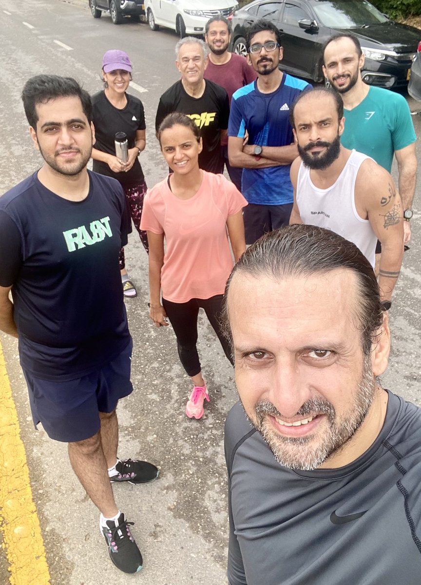 DrJMughal's tweet photo. And 3 x 5:30am morning #killihillrepeats & #roadruns with #seaviewrunners
Well deserved #breakfast at @evergreenkhi after todays runs ranging from 15-25km! https://t.co/FeKSQ74vqm