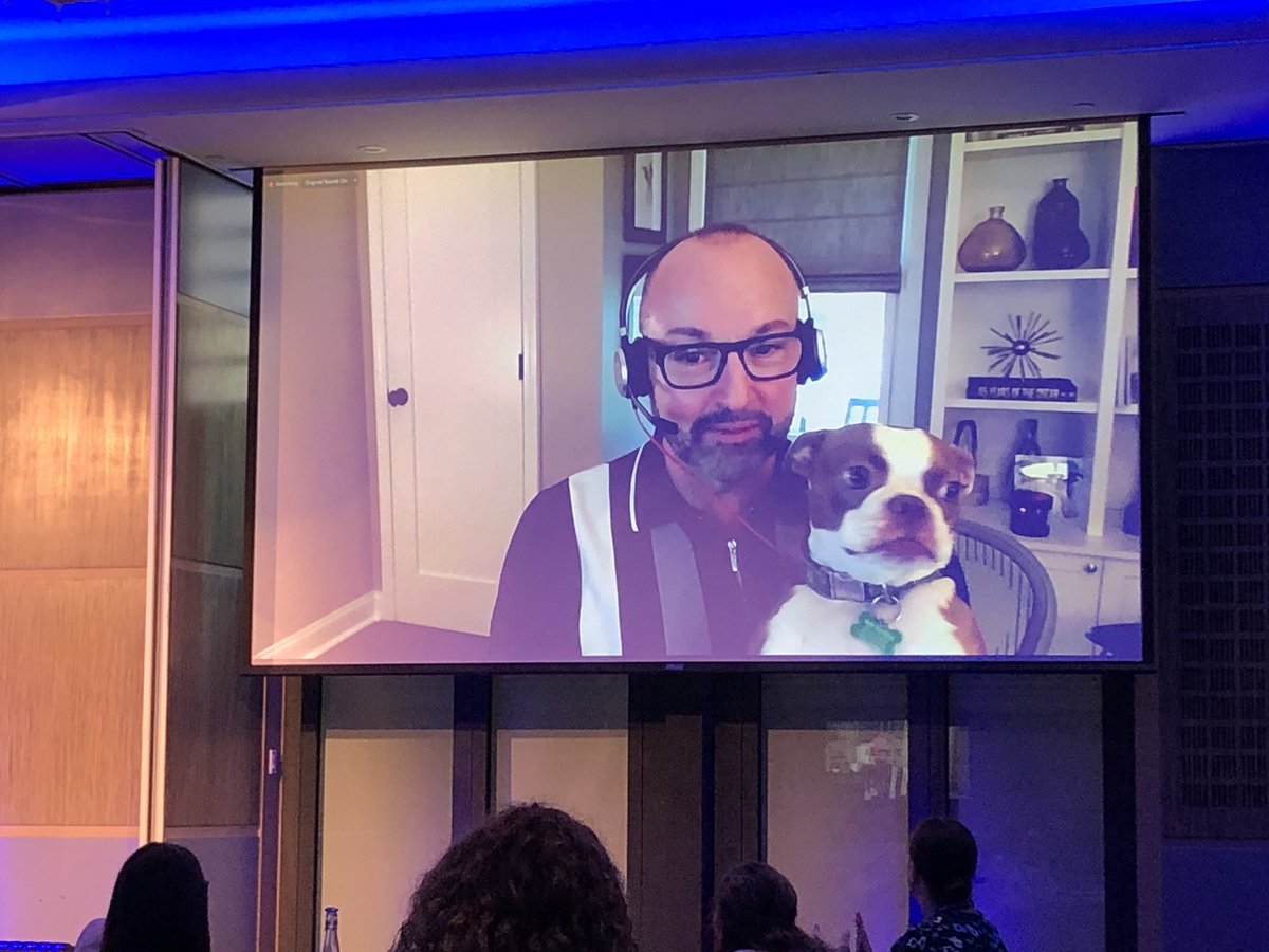 Look who’s here!! <a href="/iamjohnshaw/">john smith</a>’s very own mascot (go follow him “IAmJasperShaw” on Instagram) #ESLive #AWoofLessOrdinary … we all love Jasper!