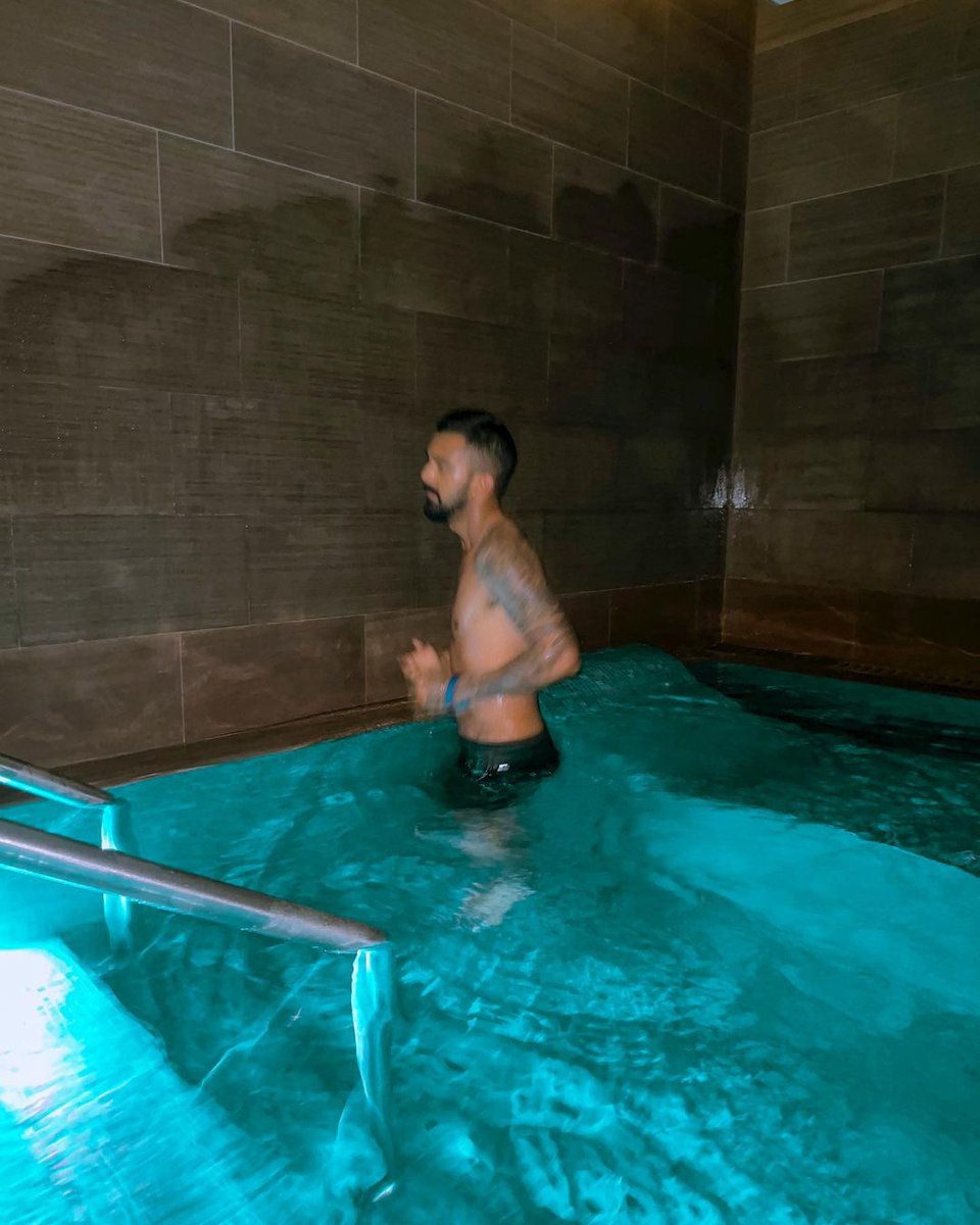 klrahul's tweet photo. Ride the wave 🌊 https://t.co/xcu2HWdWpb