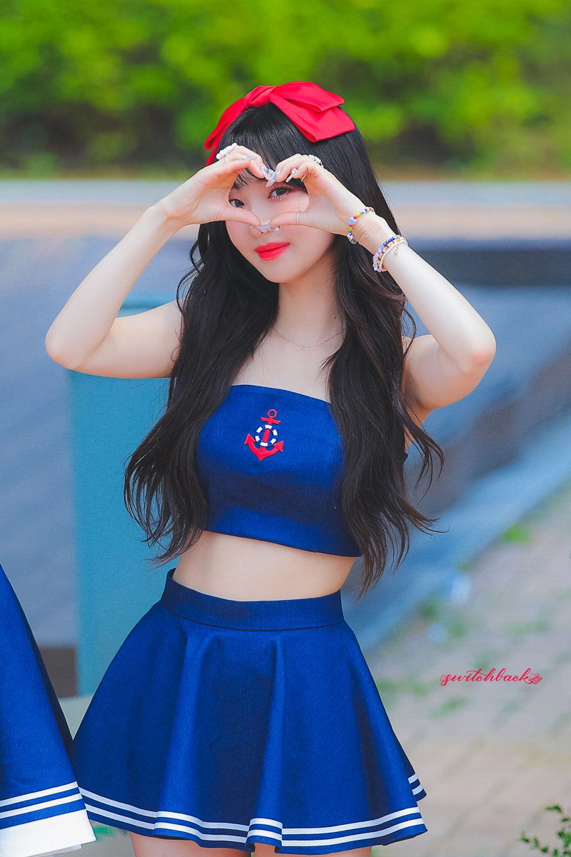switchback_1111's tweet photo. 220703

하트를 만들어 사랑을 보내주세요 

#LOONA #Yeojin #이달의소녀 #여진 https://t.co/FEMYPqalRH
