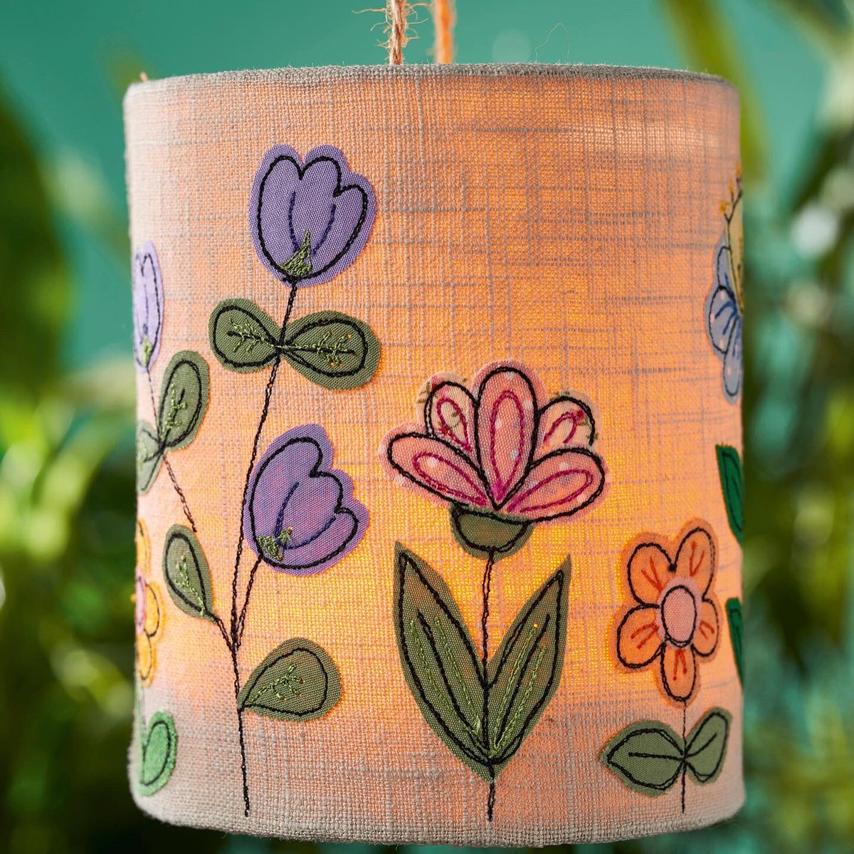 SpellsSpindles's tweet photo. I am ridiculously excited to share the tutorial I wrote for this months Love Embroidery magazine.  I am also adding some of these to my website #UKGiftAM #handmadegifts #handmade #emboidery https://t.co/jFAGwVEmeE