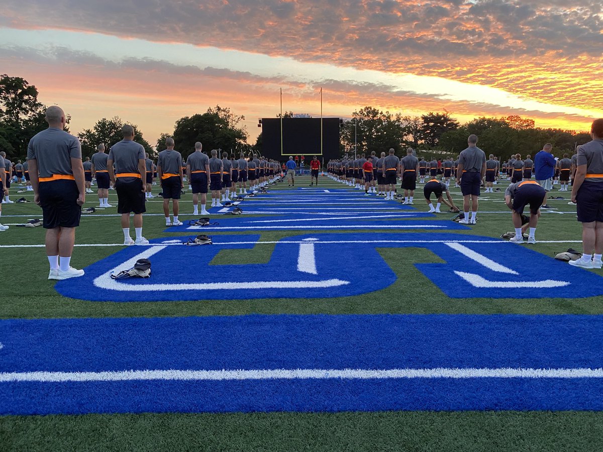 Rise and Shine 2026 🌞! Nothing like morning PT to get the blood 🩸 going! #OURAcademy ⚓️ ⁦@USMMA_Athletics⁩ ⁦@UsmmaO⁩ ⁦@USMMA_Alumni⁩