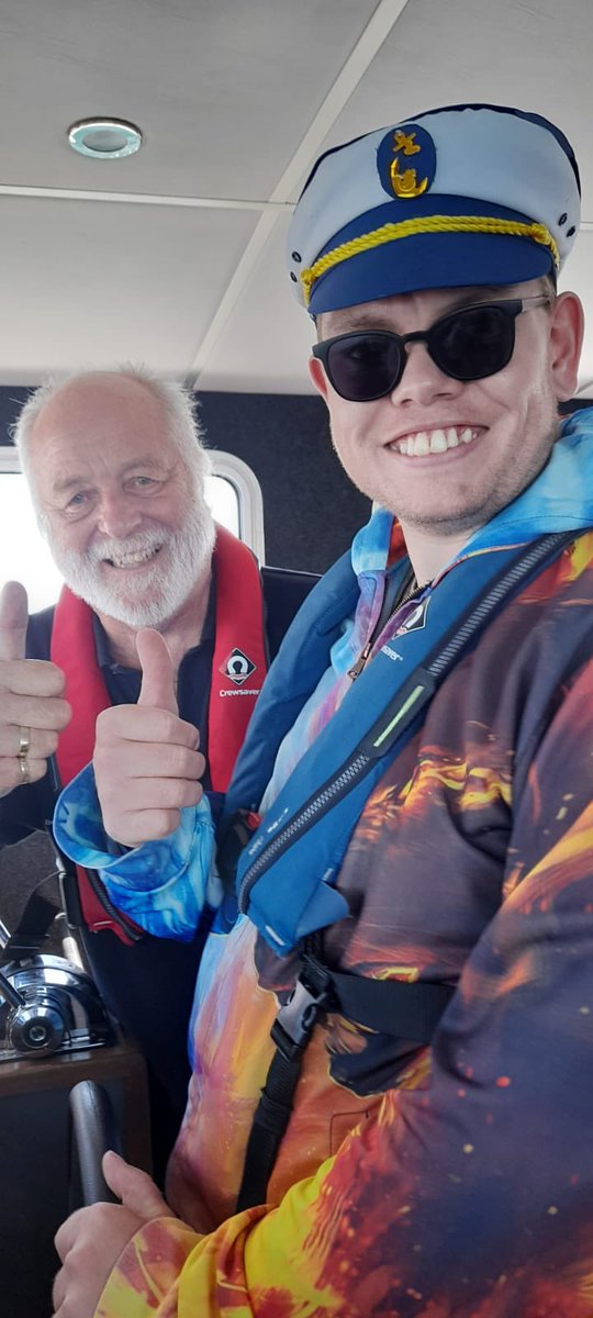 Muntsy's tweet media