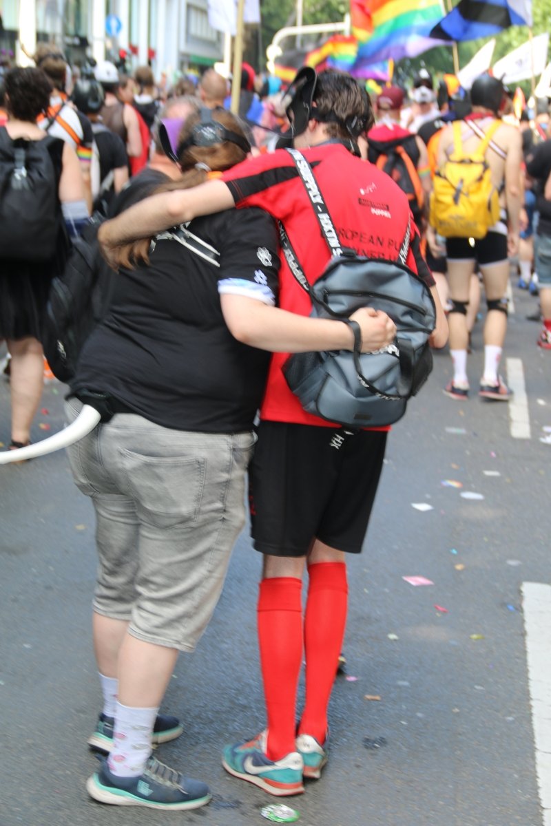 Some pics of the Cologne Pride. With <a href="/justTECKit/">TECK</a> <a href="/PupRoger1/">Pup Roger 🔜 Puppy Social 🇦🇹 Vienna</a> <a href="/PupOreoGermany/">Pup_Oreo_Germany</a>