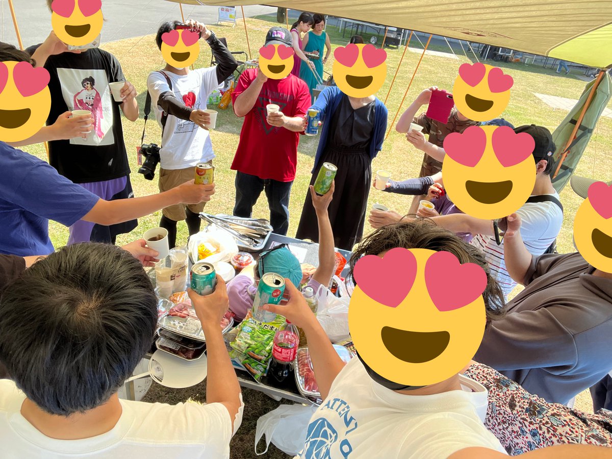 yurumi7's tweet photo. 2日間お疲れ様でしたー!!
ふりから始まった文化人の繋がりで今こうして楽しめていますっ
素敵な夏の始まりをありがとうっ!
また京都🍁で会いましょう✌️
#TriptoBEACH
#蒲田sidecocktail
#TriptoBBQ https://t.co/jLTXGQzuLw