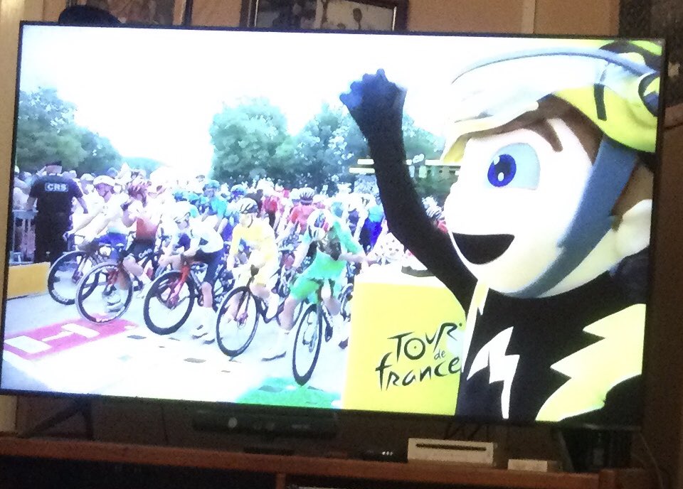 maxbert_SA's tweet photo. Good to see Barry B. Benson take up cycling and get another gig after The Bee Movie. #CouchPeloton #TheBeeMovie #HelloJerry https://t.co/aeiVDtM7J4