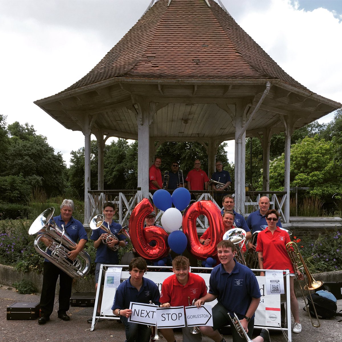 StowConcertBand's tweet photo. Norwich ✅ with a little help from a @CityofNorwichBB interloper! Now off to the seaside @gorlestonpav 🎶🍦🌊🎺 https://t.co/9NvHzHF6rr