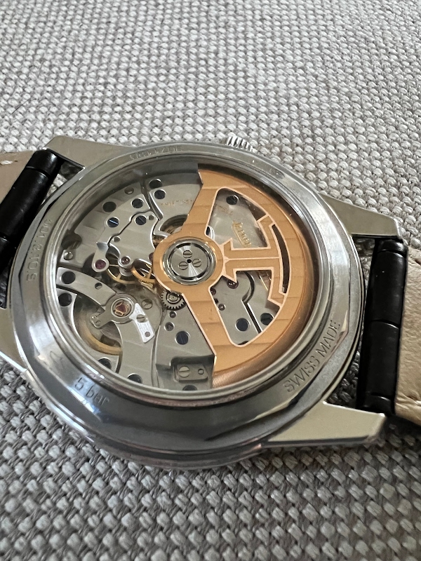 PuristSPro's tweet image. It took me 7 years…
tinyurl.com/2mm328w5
#JaegerLeCoultre
#Geophysic #TrueSecond #UniversalTime