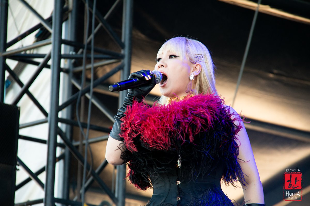AsoHanAMadrid's tweet photo. #CL @chaelinCL at  @madcoolfestival
 #Madrid #CL #MadCool2022  #MadCoolwithCL #씨엘 DO NOT EDIT OR CROP LOGO https://t.co/h3yhB4kDTF