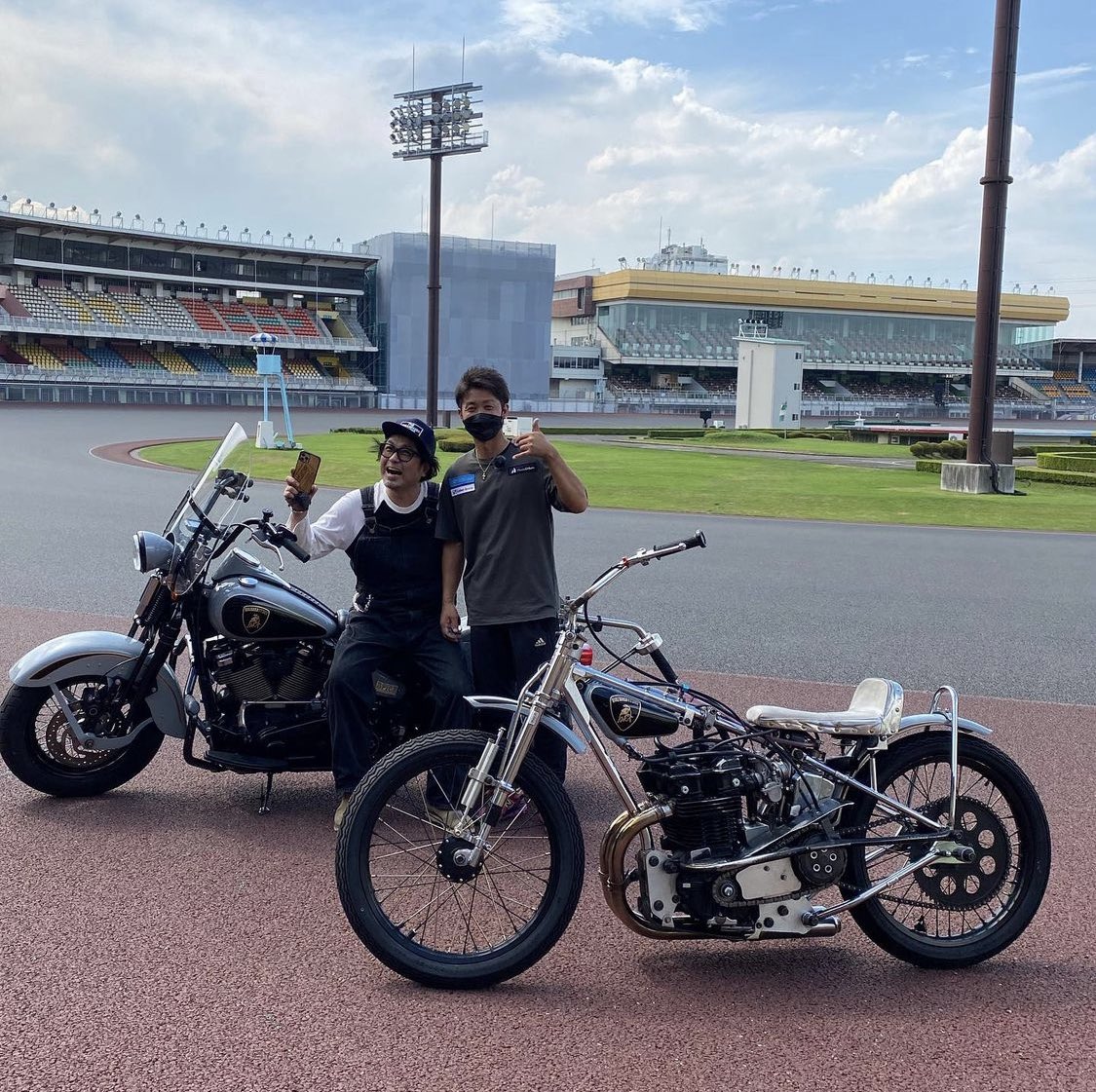 autoracerkaneko's tweet photo. TOKYO BBのYouTube
金子大輔シリーズ第二弾
配信されたよ!
面白いんで観て😄
https://t.co/St8OlbTjtw
#Neotech
#ハウスリンカーズ
#LabelGroup
#TOKYOBB
#マッコイ斉藤 さん
#濱バイク さん
#川口オートレース
#スパイクモーターサイクルズ
#ランボルギーニ
#ハーレーダビッドソン https://t.co/ndsWWkzfBO