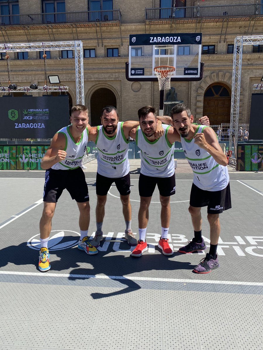 CompeticionFEB's tweet photo. 🏀 #Herbalife3x3Series: Y estos son los 4️⃣ equipos masculinos que pasan a SEMIS del @HerbalifeES @3x3series

⏰ 21:00 
@cbsantfeliuenc 🆚 @BeGoat_Team
 
⏰ 21:30  
@3x3_madrid 🆚 @Azuqueca3x3

📺 A partir de las 19:00h en @TwitchES y @rtveplay https://t.co/qSM5wysDoH