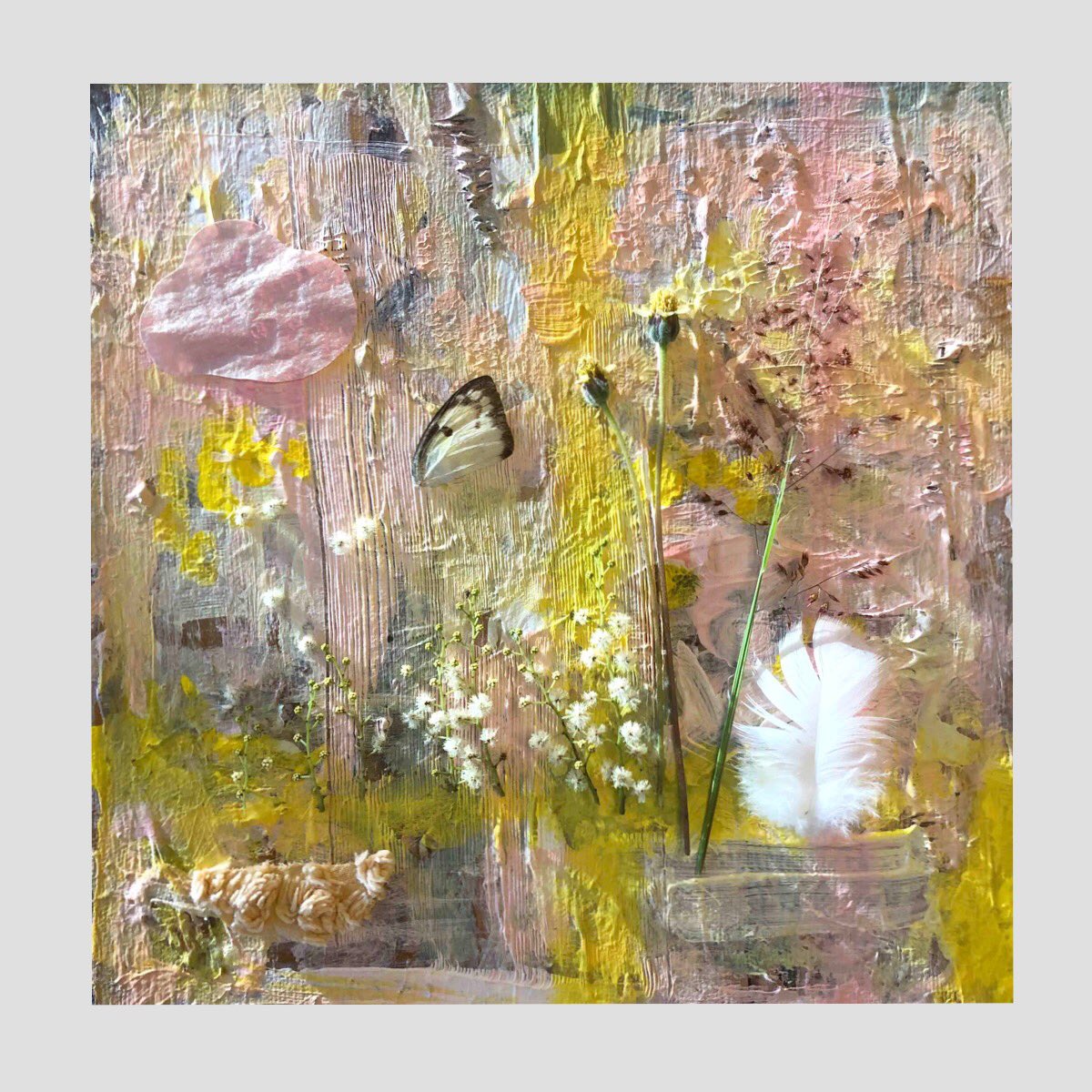 MandalouAu's tweet photo. ‘Cloud Lands’ ☁️🌾🌸🕊 a new piece added to the woven gardens collection @foundation for some sweet sweet dreams night all 🌙 #nftart #nftcollection #nftartist #sweet #dreams #in #cloudlands #painting #with #textiles #woven #gardens #weaving #paint #artist #nftcommunity #textiles https://t.co/XqBt8h83q3