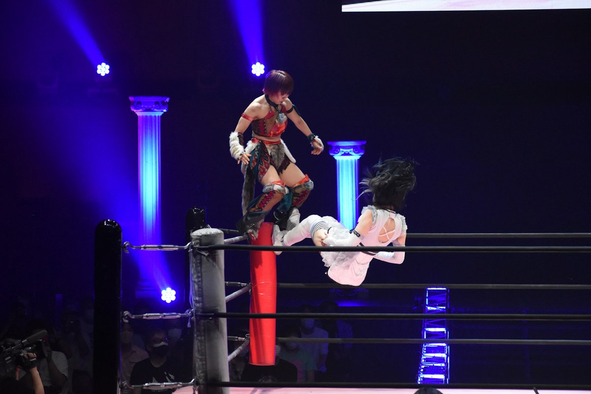 griffonDS's tweet photo. 覚悟を決めたホワイトドラゴンはとにかく強く、ただひたすらにカッコよかった。大一番で年間ベストバウトクラスの試合をやってみせた辰巳リカの進化と狂い咲きはこんなもんじゃないはず
そう「まだまだ夢で終わらんよっ!」
#tjpwSSP22
#tjpw
#辰巳リカ
#WWDBEST https://t.co/b5WMv8DnZG