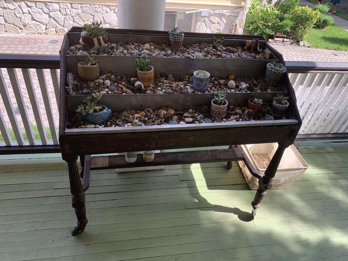 WIlliamBryantLo's tweet photo. Garden furniture or furniture garden…. https://t.co/MjCF5iFbyu