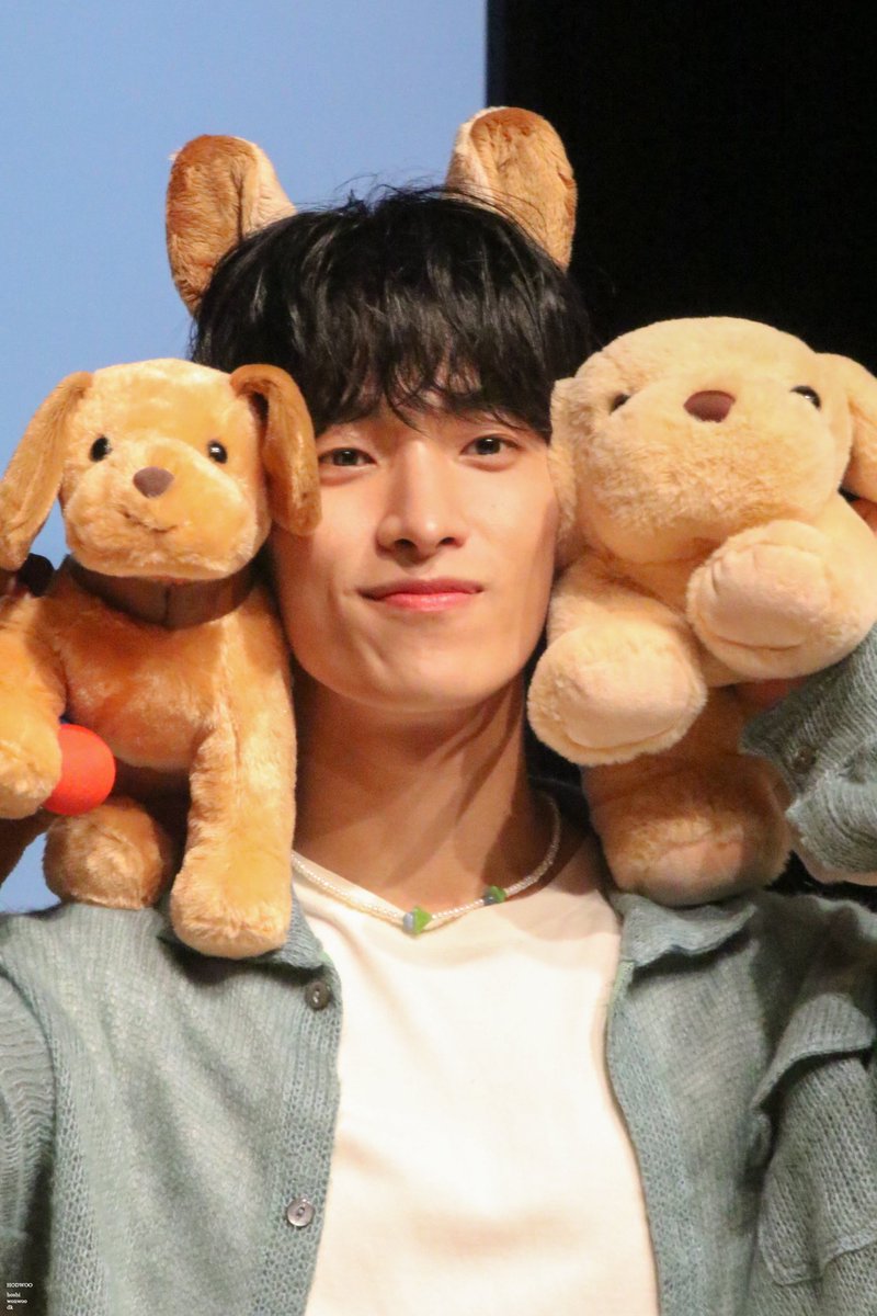 HODWO0's tweet photo. 220604 도겸

누가 강아지야 🐶♥️

#세븐틴 #SEVENTEEN #도겸 #DK   
@pledis_17 https://t.co/ufN2tbb1lr