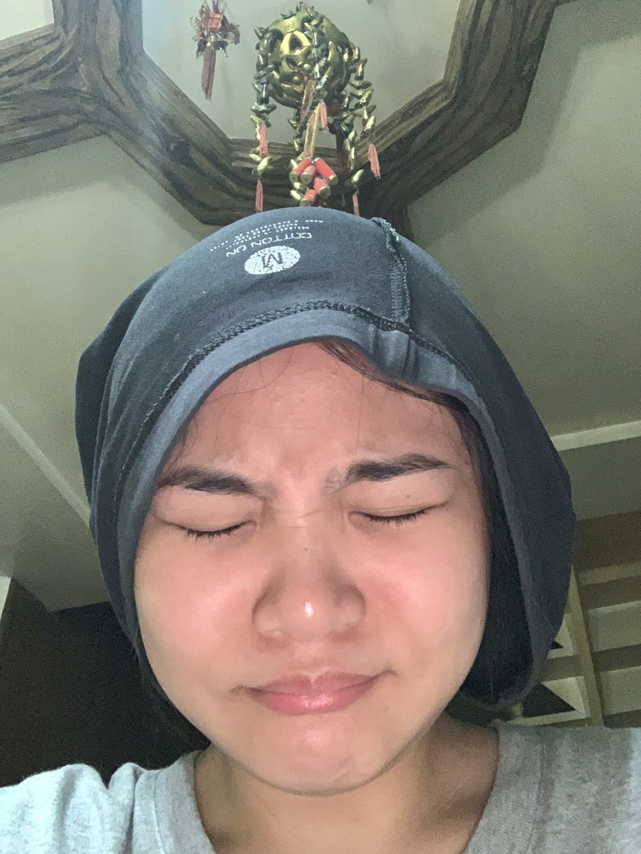 chelseabagots's tweet photo. Told my parents we have to go out tomorrow cos im curling my hair so i can be pretty tomorrow and then 

Papa: palagi naman maganda baby ni papa 🥺😭❤️ HELP IM SOFT https://t.co/dEdGhWZ7Q7