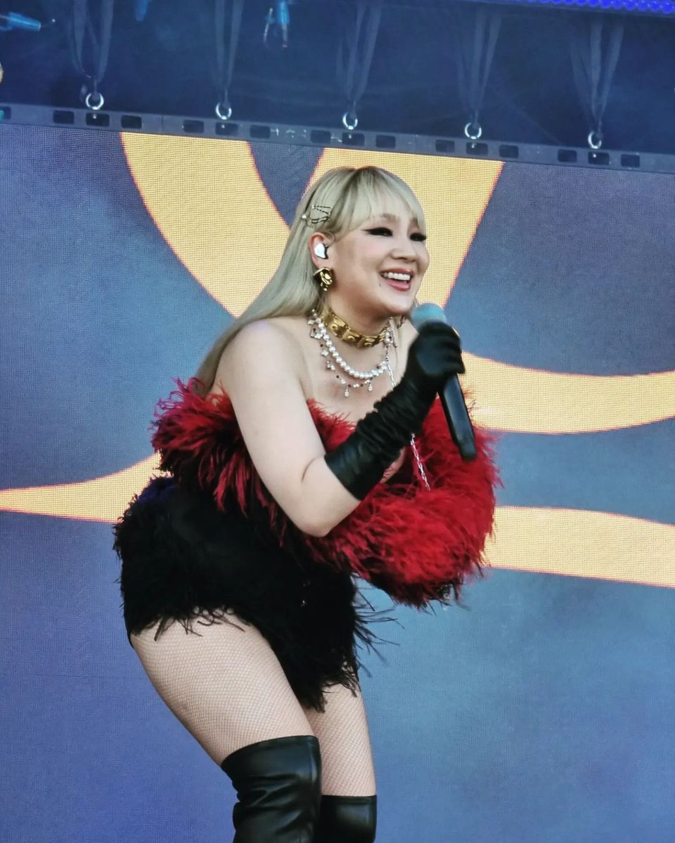 ChaerinThailand's tweet photo. CL @ #MadCool2022 ที่มาดริด ประเทศสเปน #MadCoolWithCL (2)
📸 : paula_croft_
#CL #씨엘 @chaelinCL https://t.co/brpngcfVE5