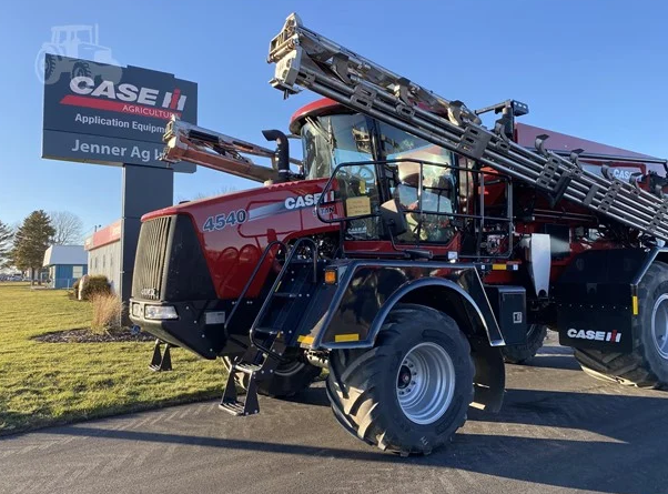 JennerCompanies's tweet photo. Ready for the field! 2020 @Case_IH #Titan 4540 with 483 Hours, Case FA1030 Air Box, Dual Bin, 72’ SS Boom, Auto Steer, #Viper4, Sweet Ride, Serial #YLT052174, Call For Price #usedcase 
https://t.co/HfDj8Xtvbi https://t.co/pgU8qOWgrv