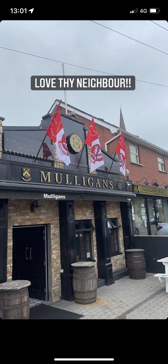 thomasniblock's tweet photo. The legendary Owen Mulligan, 3 All-Irelands with Tyrone - today supporting  Derry ( his mum is from Maghera) https://t.co/Bcm7ovZLz5