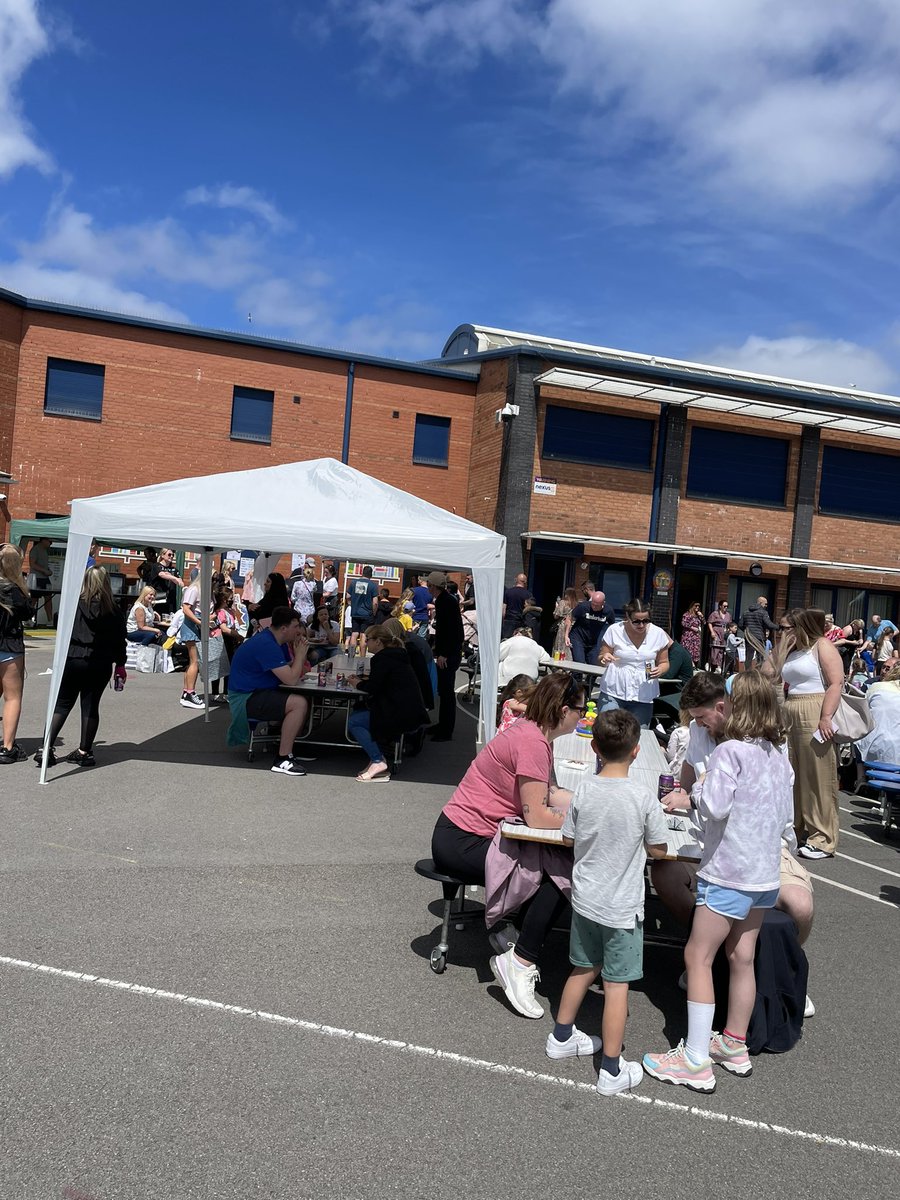 Mrs_B1985's tweet photo. @longmoorcps everyone is enjoying the sunshine at the summer fair 12-4pm https://t.co/LP20uWqgpt