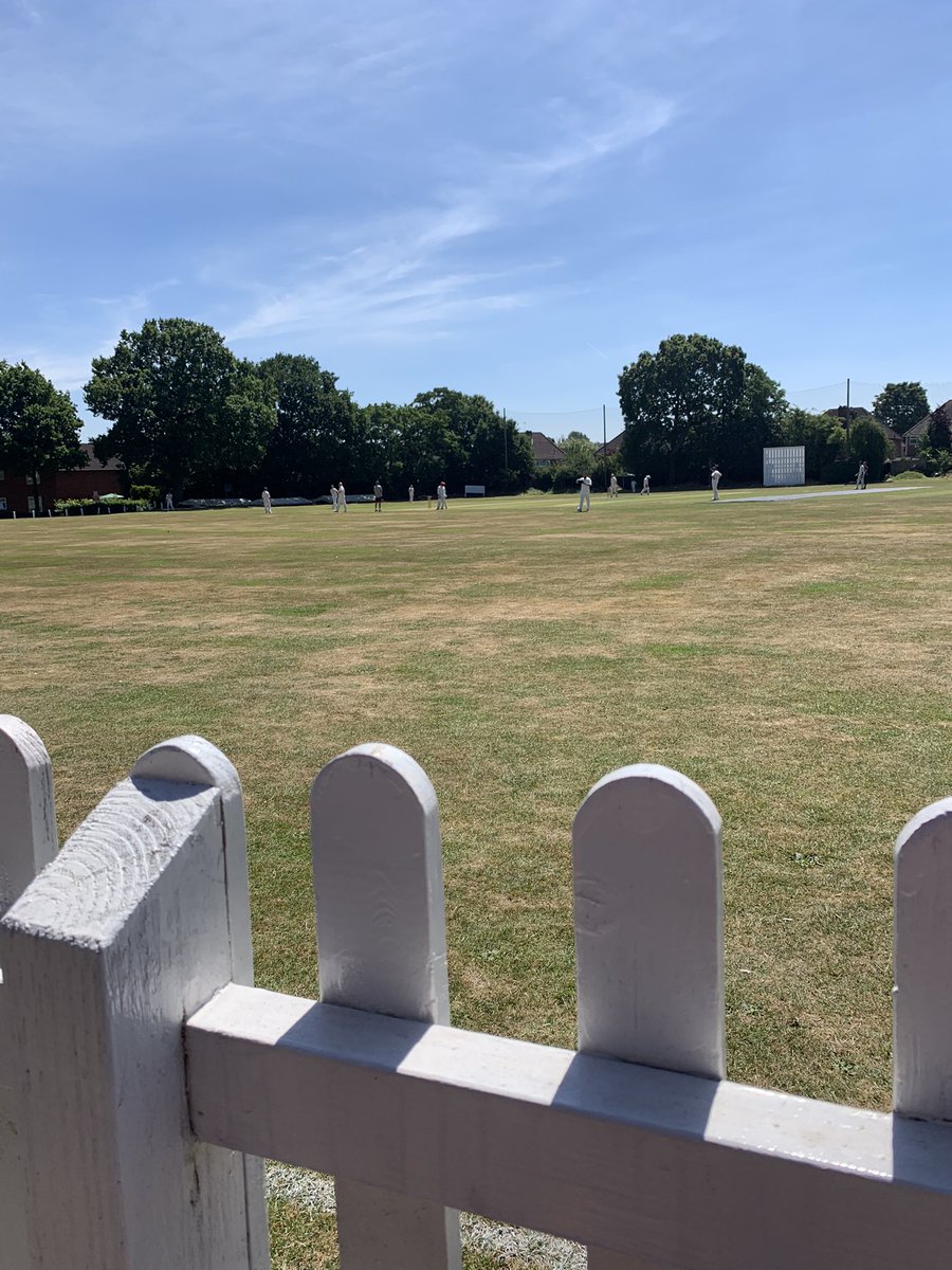 ferazmustafa's tweet photo. A view from the boundary @SMCCCricket vs @HamptonSolihull 3rd XI #cricket #warcl #hot https://t.co/ihyKhCDPDS
