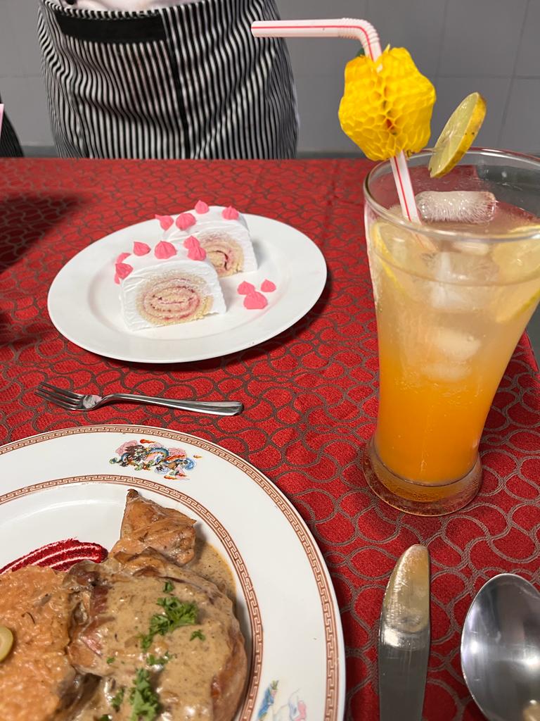 FHRAIIHMOFF's tweet photo. "It's all about a balancing act between time, temperature and ingredients: That's the art of baking."

Don't Wait, Get Direct Admission in top Hospitality Institute of Delhi NCR.

For admission details please visit our website https://t.co/nX0LU4Nebb.

#hospitality #admissionopen https://t.co/ItYtwgXb5B
