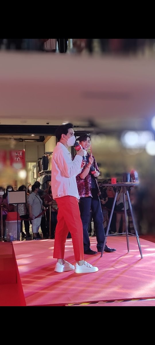 Mymint_moomint's tweet photo. ถึงภาพจะเบลอแต่เทอชัดเจนที่สุด
วี้ดวิ้วๆ😁😁 @LeeThanapob #thanapob_lee #ระยองของภพ https://t.co/vVwORPlinw