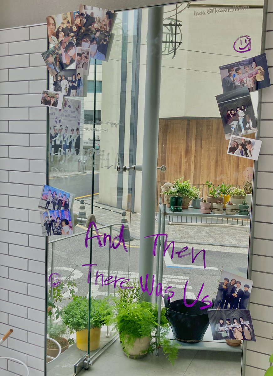 bxndchxn's tweet photo. 호폴 데뷔 3주년 이벤트 꽃집 다녀왔어요 ( ◜▿◝ )
호피폴라로 가득 차있어서 힐링 잔뜩 하구 왔음!! 사장님도 너무 친절하십니당 🫶🏻🤍 호피폴라 0원해...

#And_Then_There_Was_Hoppipolla
#나란히_서서_걸어갈_우리의_노래 https://t.co/RCF6ynJDk4