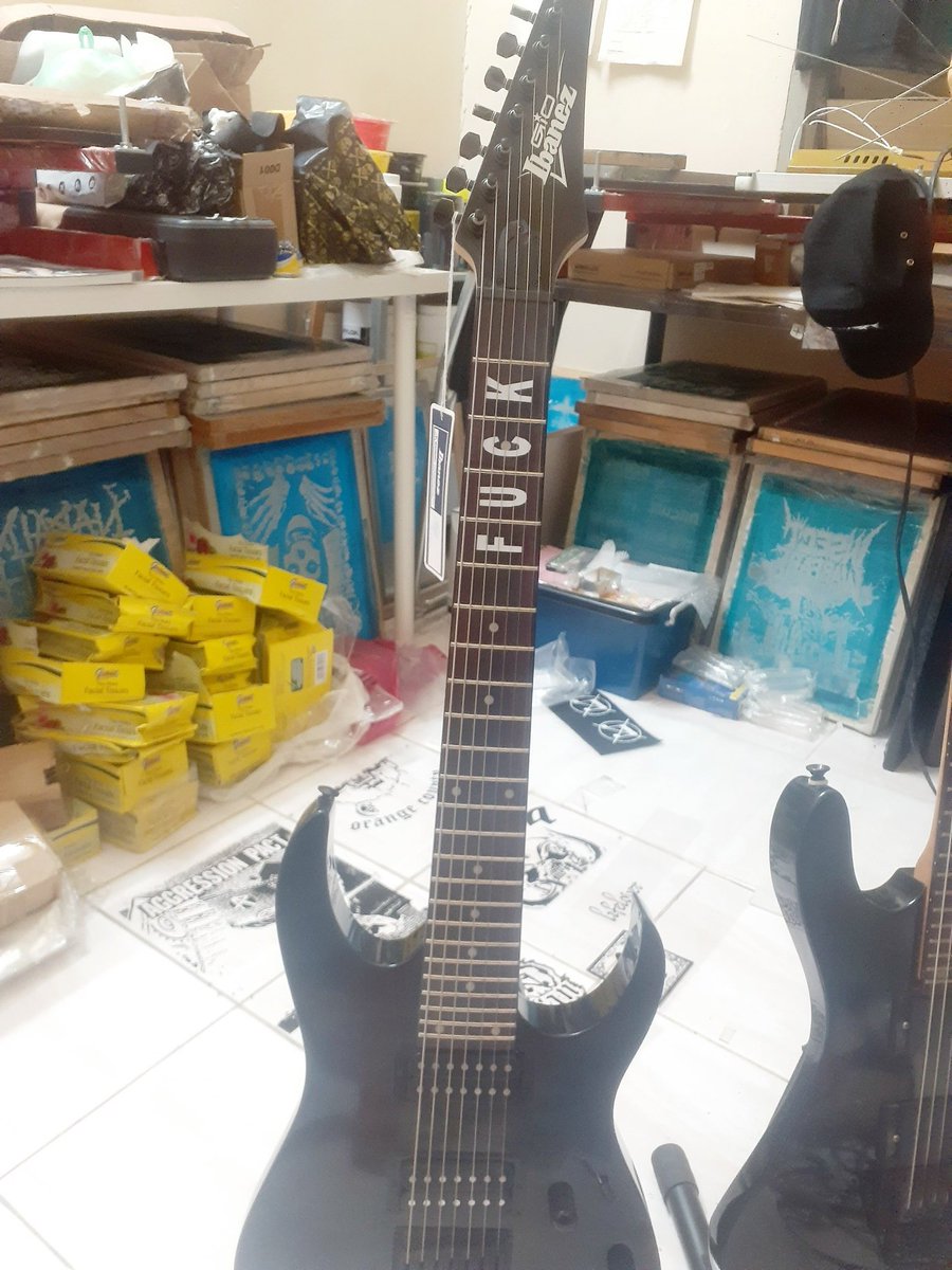 Fenrizree's tweet photo. Welcome to the club motherfuccckerr!
Ibanez 7 string, fenrizree signature 'fuck' series.

Jumbo frets
24  frets
25.5" neck scales
Pickup  iinfinitty  R  humbucker
#Ibanez #7stringguitar #modernmetal https://t.co/foTInXSXQJ